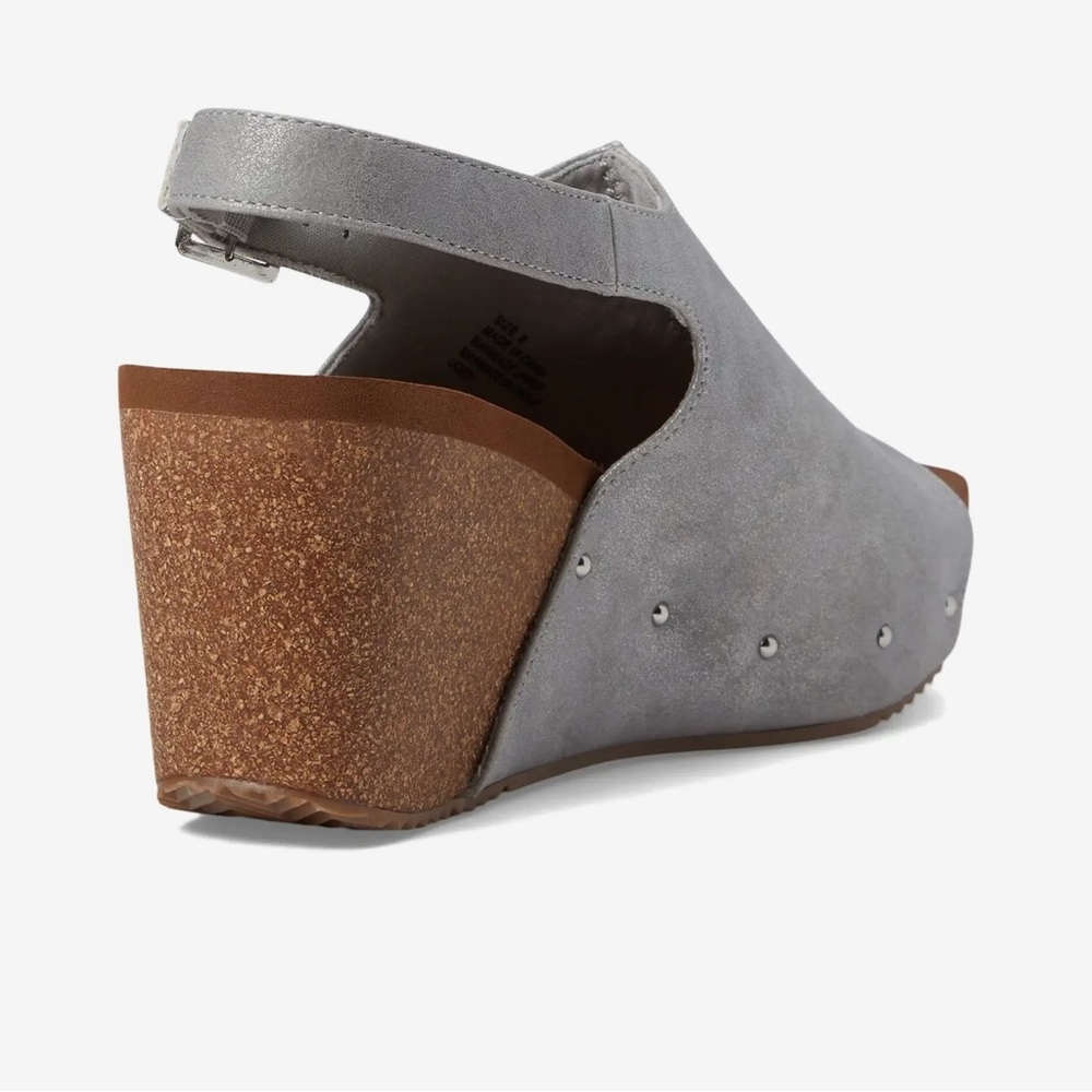 Volatile Metallic Silver Wedge Sandals - Picture 5 of 7